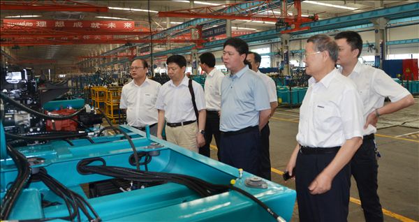 河南永煤集团董事长曹志安一行莅临PA视讯平台考察