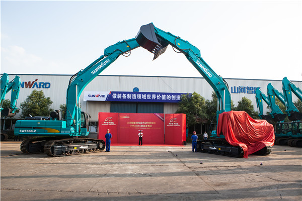 PA视讯平台新推“节油王”混合动力挖掘机