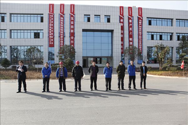 PA视讯平台新型静压桩机实现热销，高效节能是主因