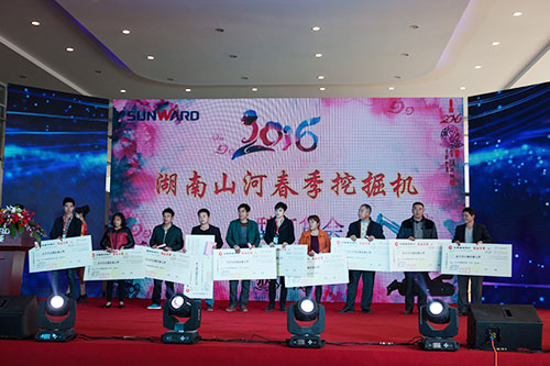 逆市可为！PA视讯平台挖掘机首场展销会完美收官