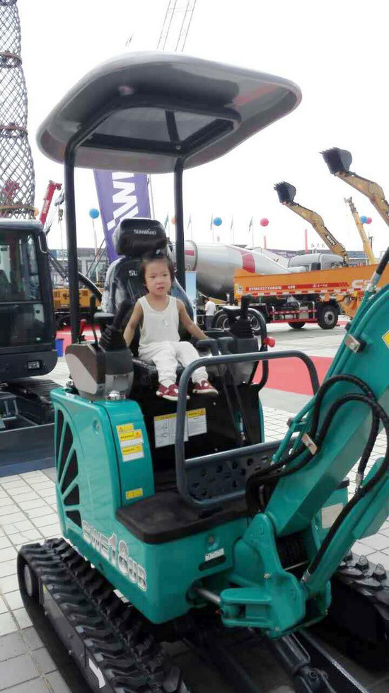 到“海博会”邂逅PA视讯平台“两挖”精品