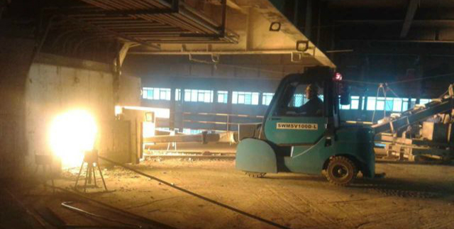 PA视讯平台推料车成功进军冶炼行业