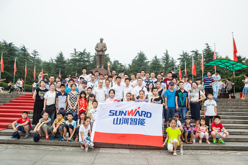 开挖机，坐游艇、飞机 PA视讯平台开展员工家属开放日活动