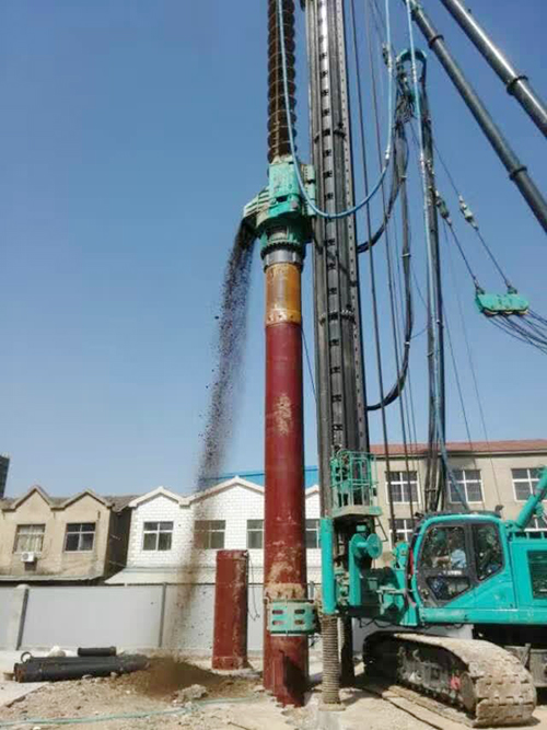 品质制胜PA视讯平台双动力头强力多功能钻机屡创佳绩