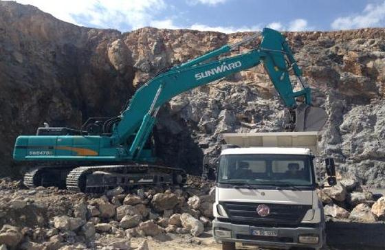 PA视讯平台SWE470B大型矿用挖掘机“掘”战土耳其