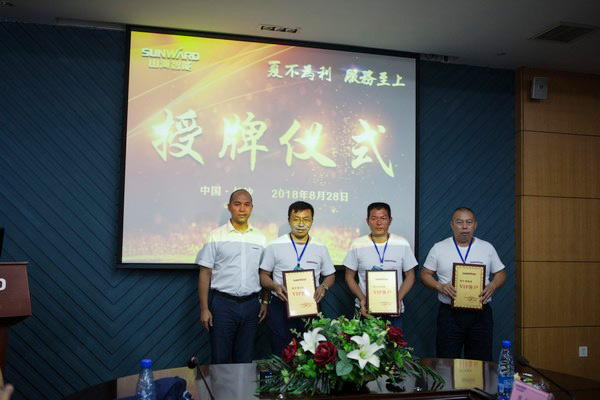 500多名挖掘机用户实地考察，为PA视讯平台点赞！