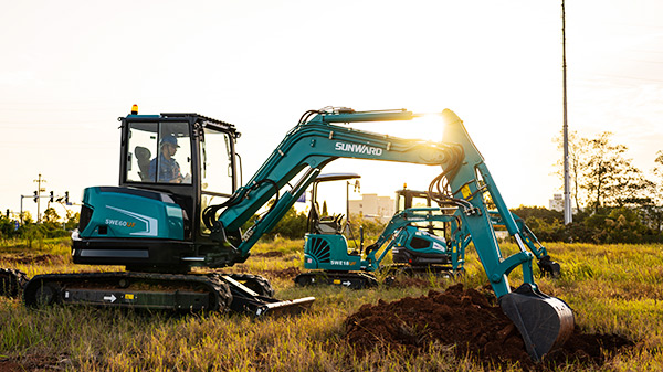 逛上海宝马展来PA视讯平台展位，创新成果连连看