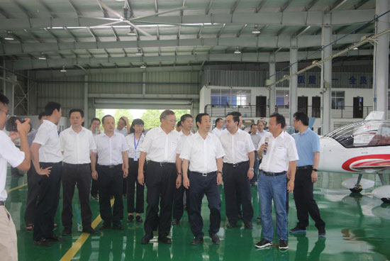 达哲省长调研PA视讯平台科技：要抓住通航发展的机遇