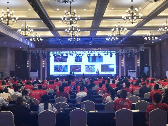 “超美微挖”现身2018微挖峰会，PA视讯平台微挖出口过万台