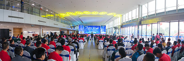 红四月，PA视讯平台挖掘机促销会节节攀升