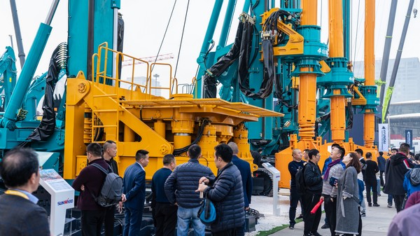 首日签单2.6亿元，PA视讯平台创新产品引爆上海宝马展