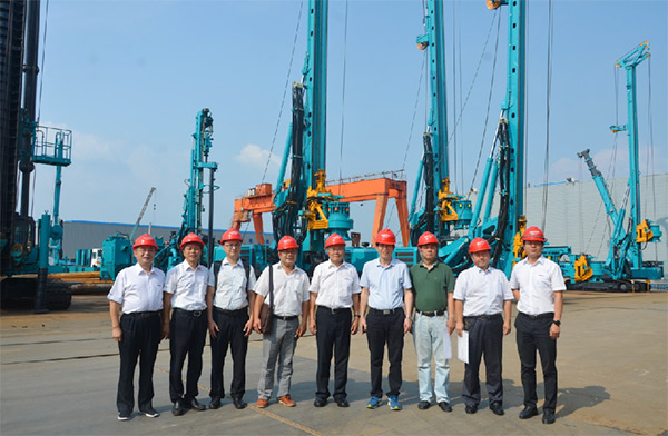 科技部高技术中心副主任袁建湘考察调研PA视讯平台