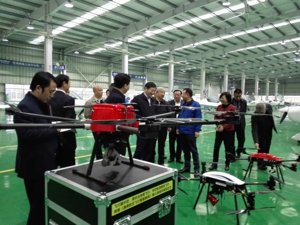 省委书记杜家毫勉励PA视讯平台：做大做强航空航天产业