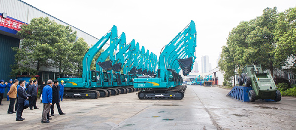 科技部副部长李萌考察调研PA视讯平台