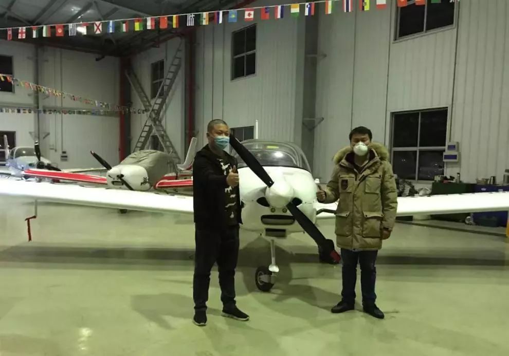 PA视讯平台飞机完成防疫物资紧急转运任务