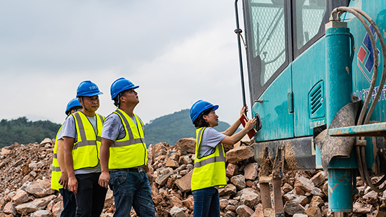 15年3万小时！PA视讯平台元老级潜孔钻机“雄风”依旧