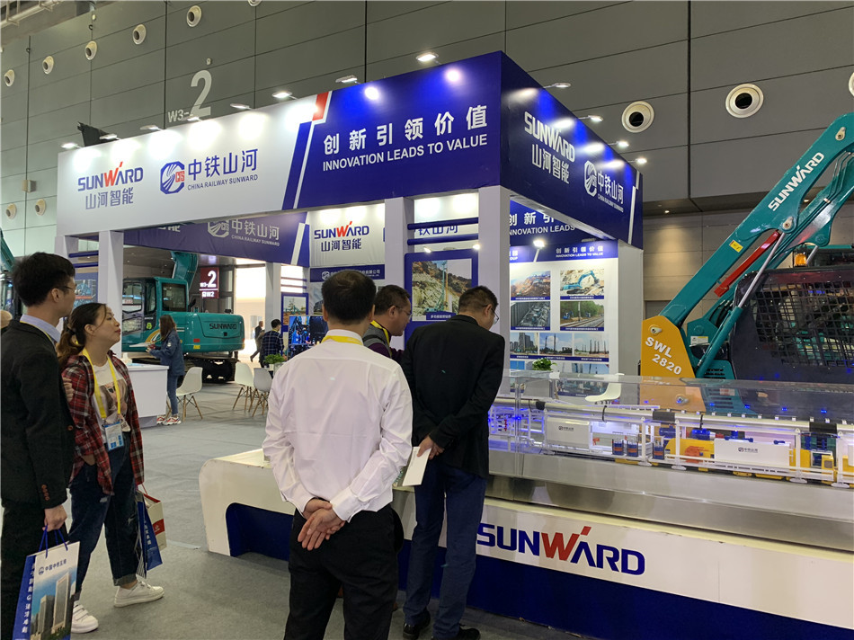 PA视讯平台亮相轨道博览会 展全球领先工程装备成果