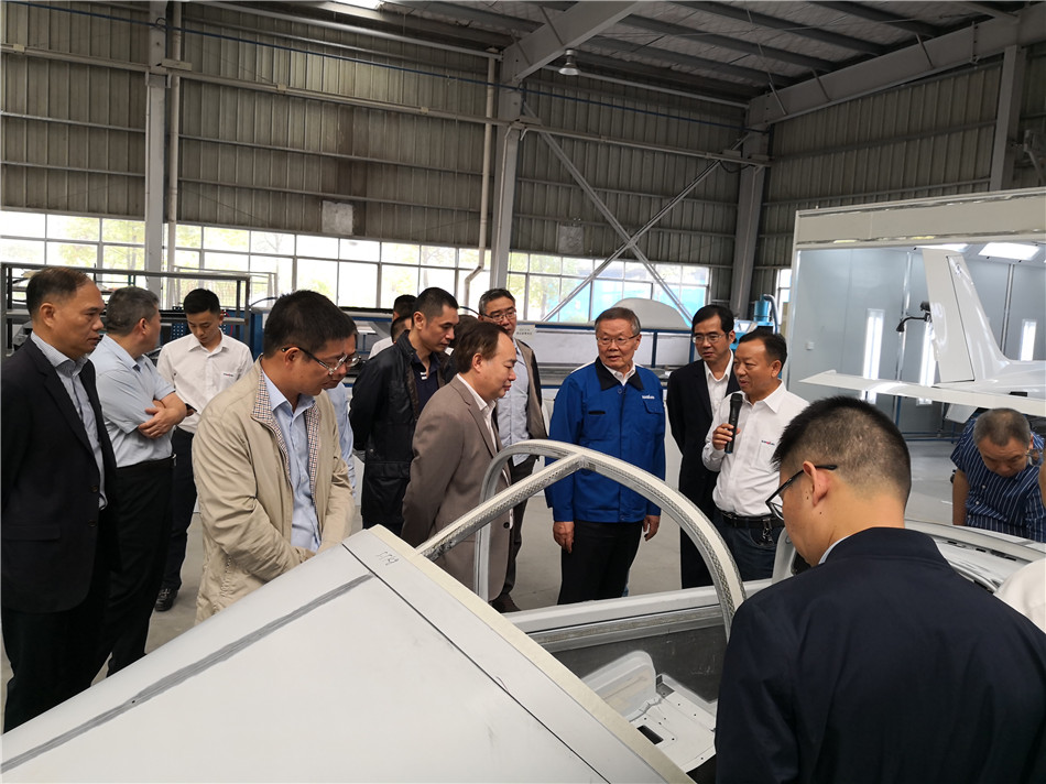 广州市国资委副主任张道泉率队考察PA视讯平台