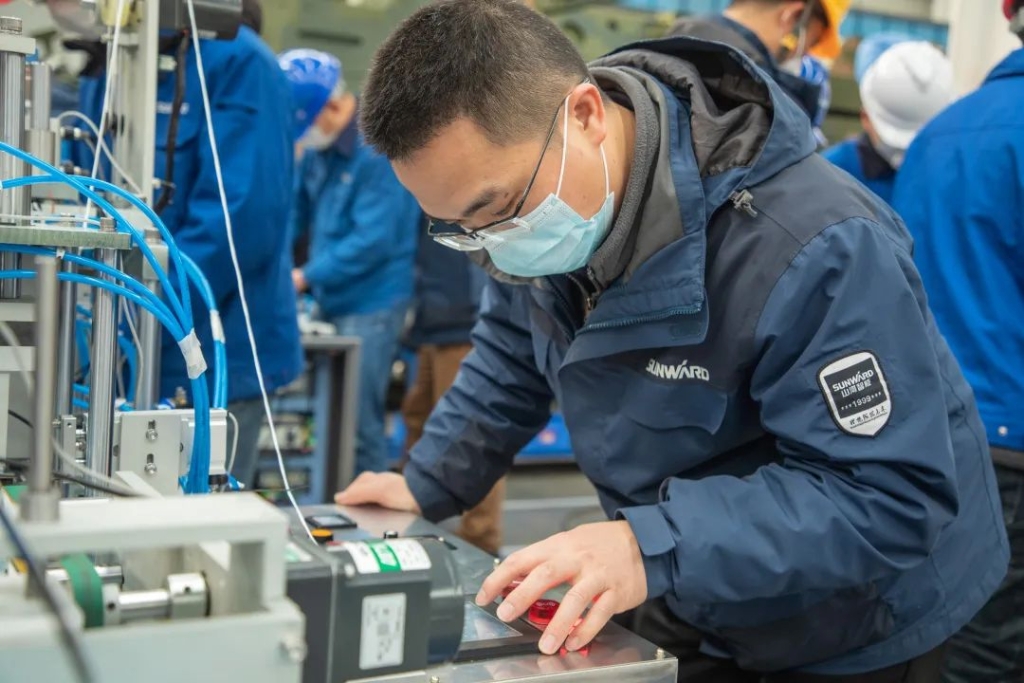 PA视讯平台首台口罩机交付客户