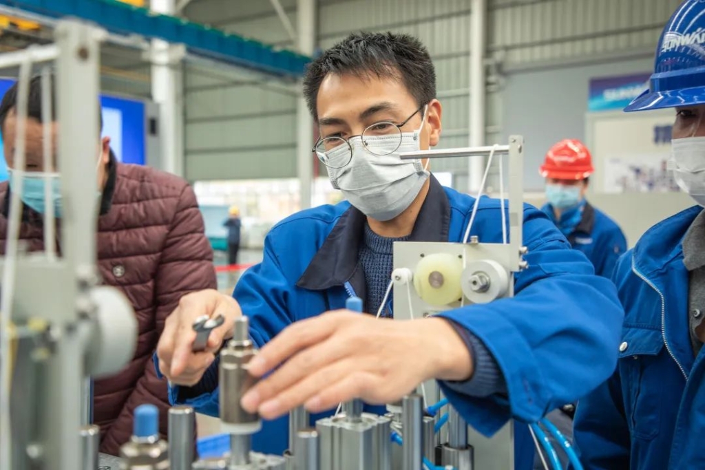 PA视讯平台首台口罩机交付客户