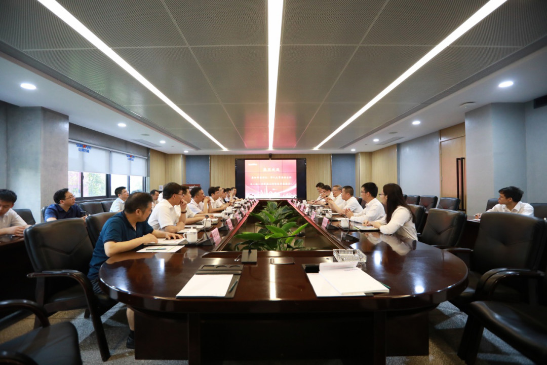 岳阳市委书记王一鸥带队调研PA视讯平台