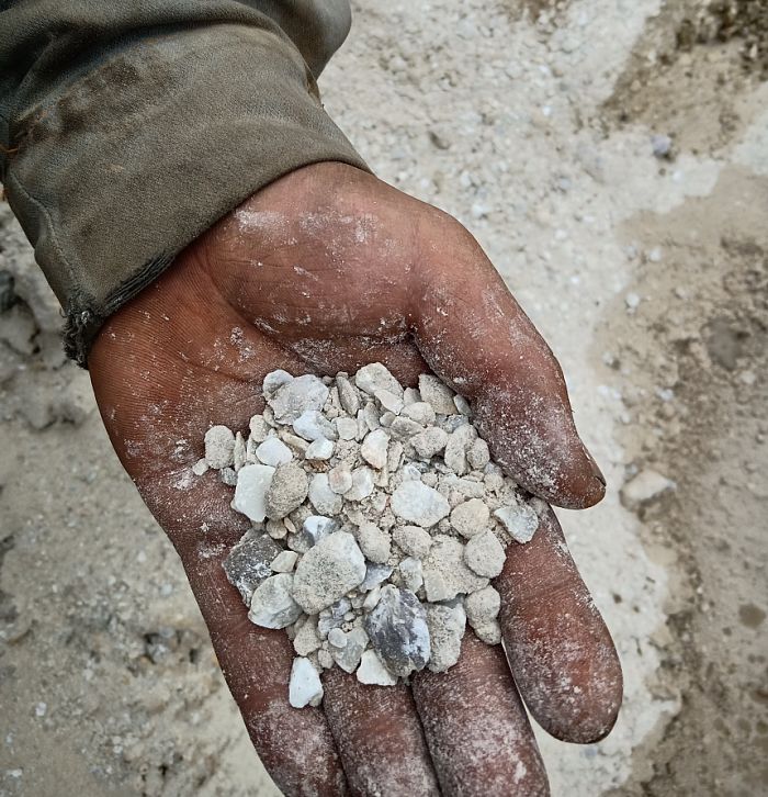 PA视讯平台钻机深圳闹市显身手