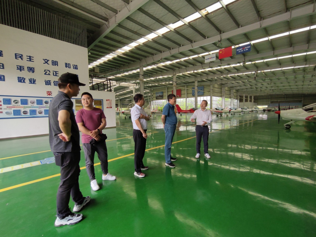 呼伦贝尔城投集团董事长柴冠辉率团考察PA视讯平台科技