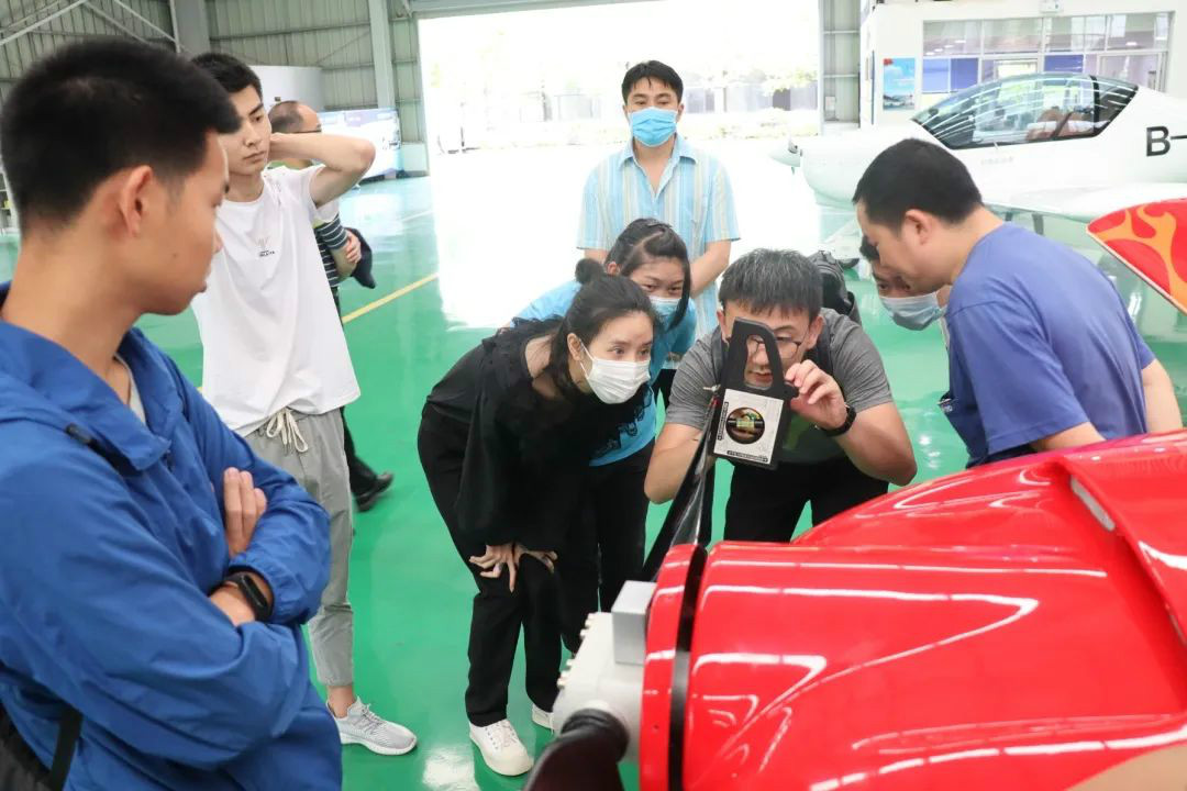 PA视讯平台航空第十三期147部SA60L机型培训班圆满结业