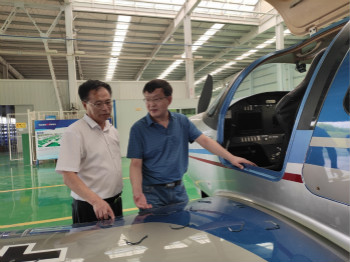 呼伦贝尔城投集团董事长柴冠辉率团考察PA视讯平台科技