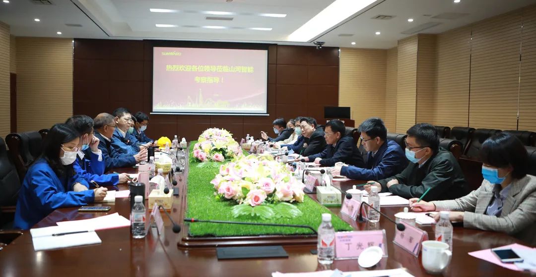 宁夏工信厅副厅长张伟一行调研PA视讯平台