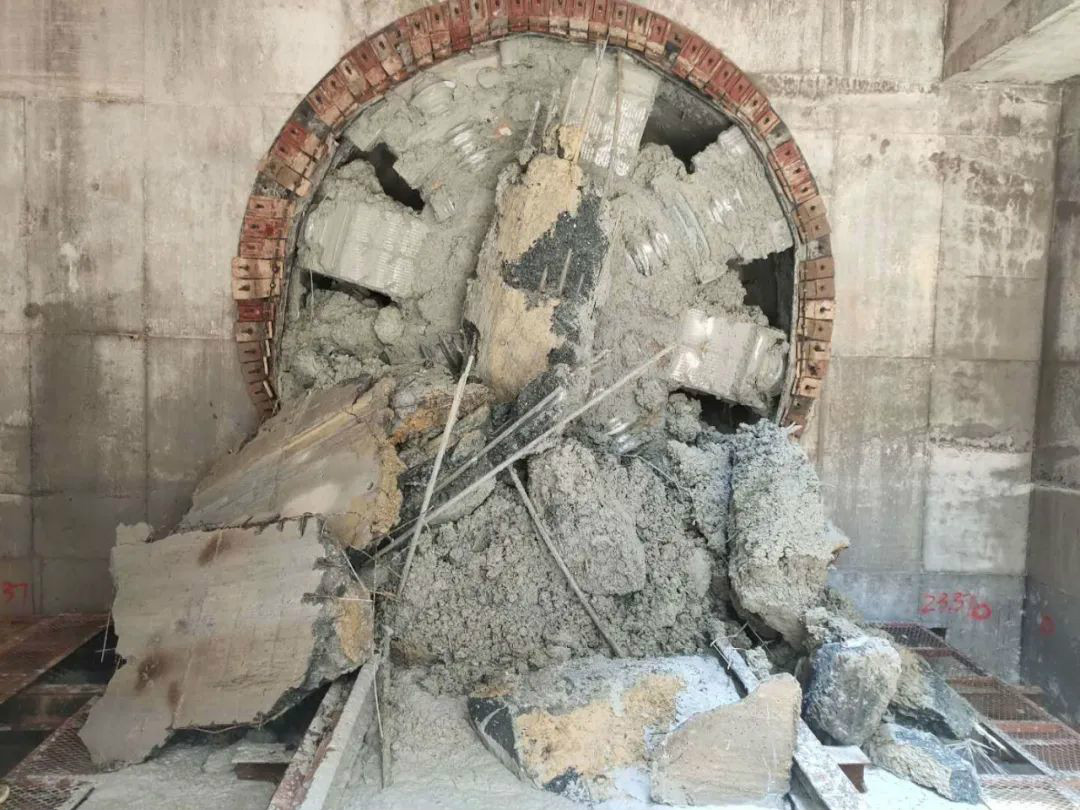 中铁PA视讯平台盾构机贯通湖南省首条电力盾构隧道
