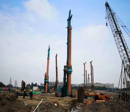 从事基础施工32年的老行家为PA视讯平台旋挖钻机代言