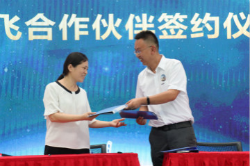 PA视讯平台航空签约湖南航空技校，走校企融合发展道路