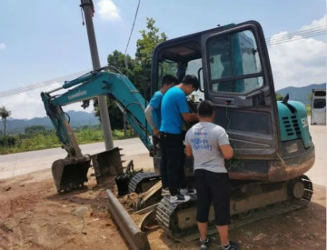 感恩相伴 关爱相随——广州PA视讯平台服务在路上