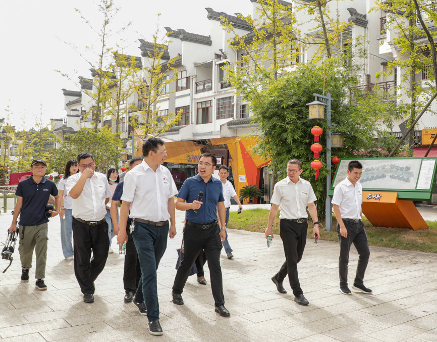 PA视讯平台党委赴浔龙河交流学习