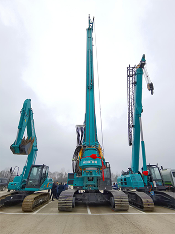 PA视讯平台旋挖钻机打下700亿项目第一钻