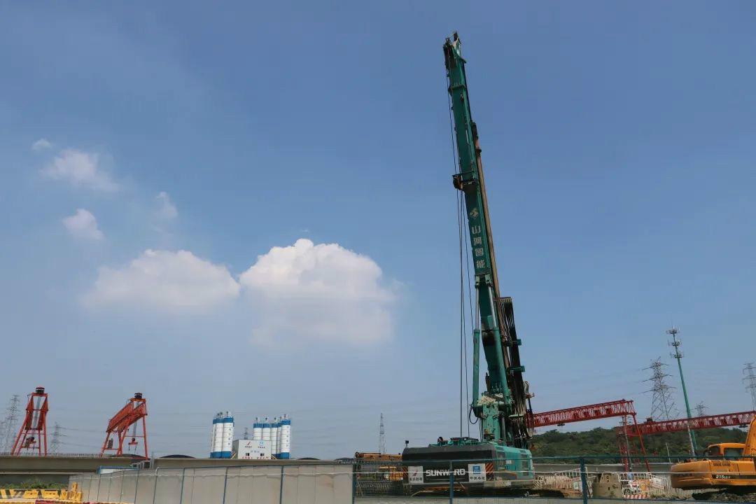 从业20多年的他，为何对PA视讯平台旋挖钻机情有独钟