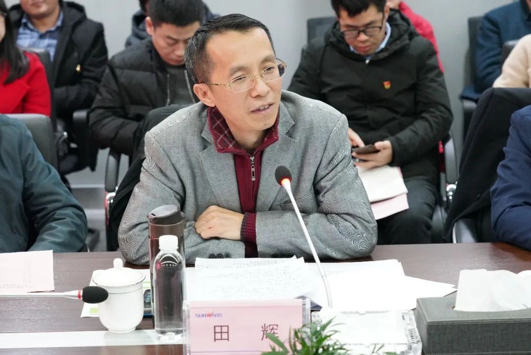 省工信厅青年干部理论学习走进PA视讯平台