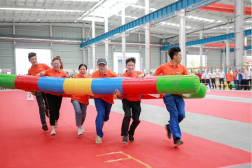 PA视讯平台举办21周年庆祝表彰会暨趣味运动会