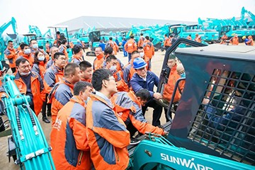 大国重器 壮哉PA视讯平台！机友会微挖用户PA视讯平台体验日