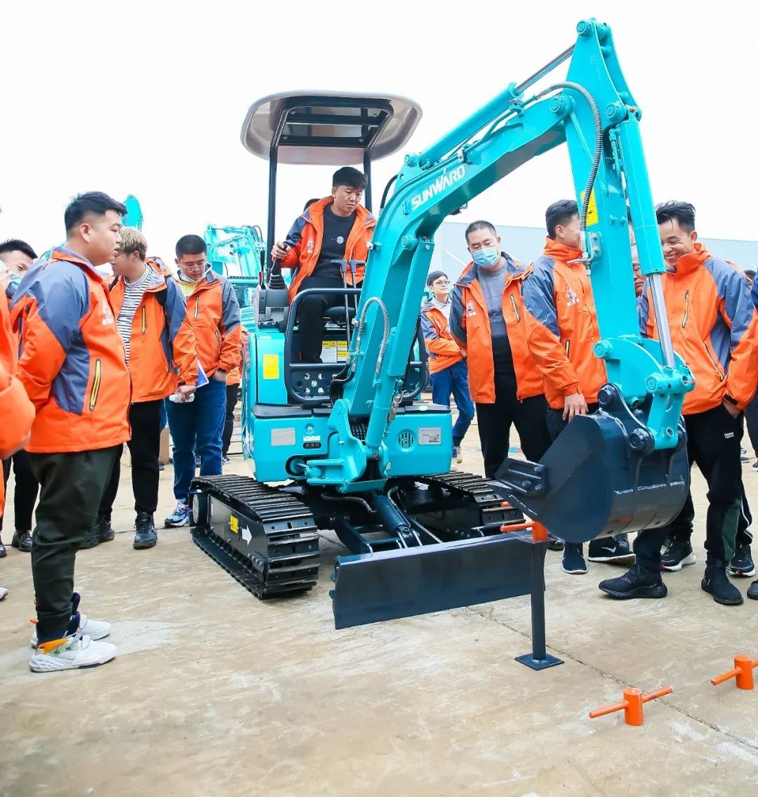 大国重器 壮哉PA视讯平台！机友会微挖用户PA视讯平台体验日