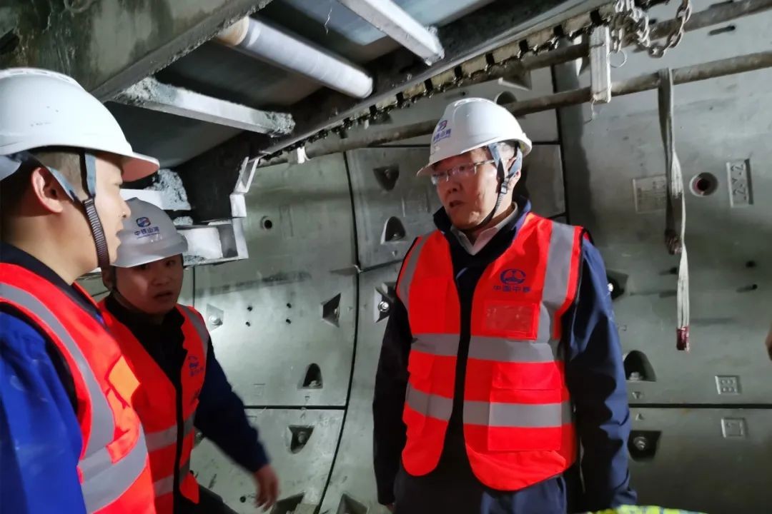 何清华亲临中铁PA视讯平台盾构施工项目指导工作