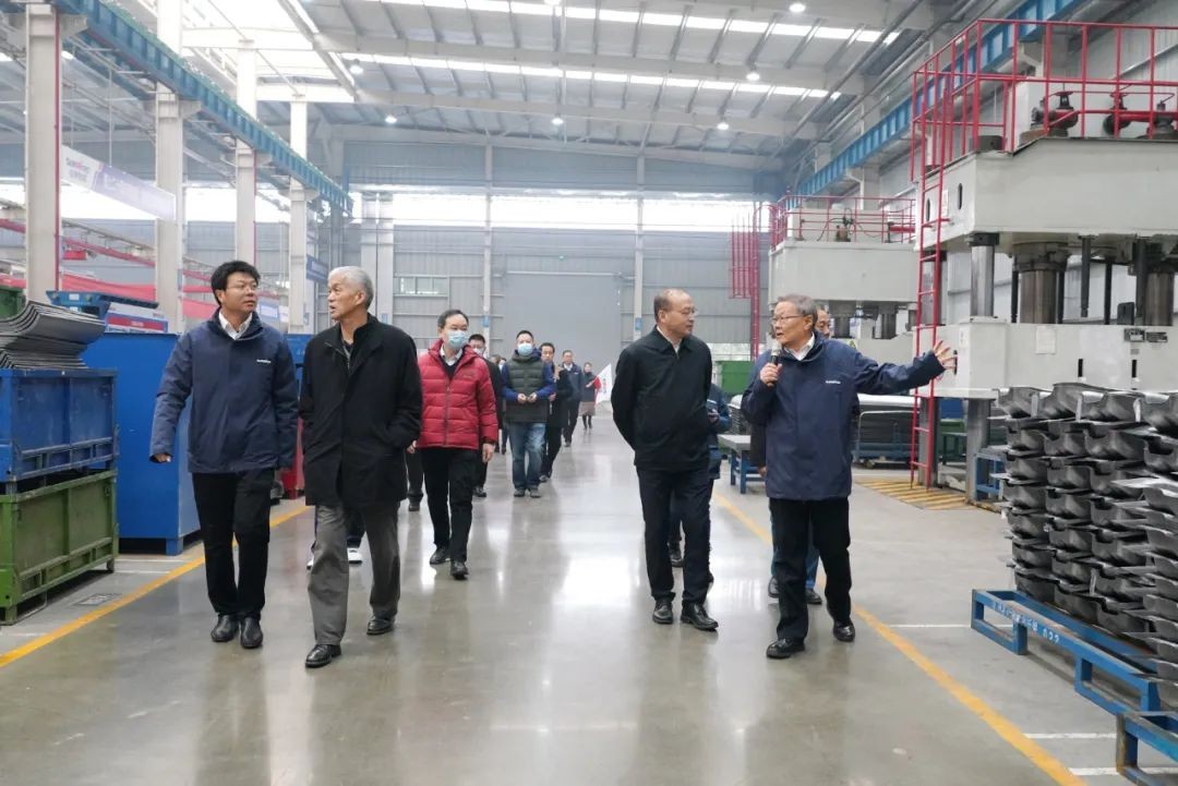 PA视讯平台工业城来了500人的参观团