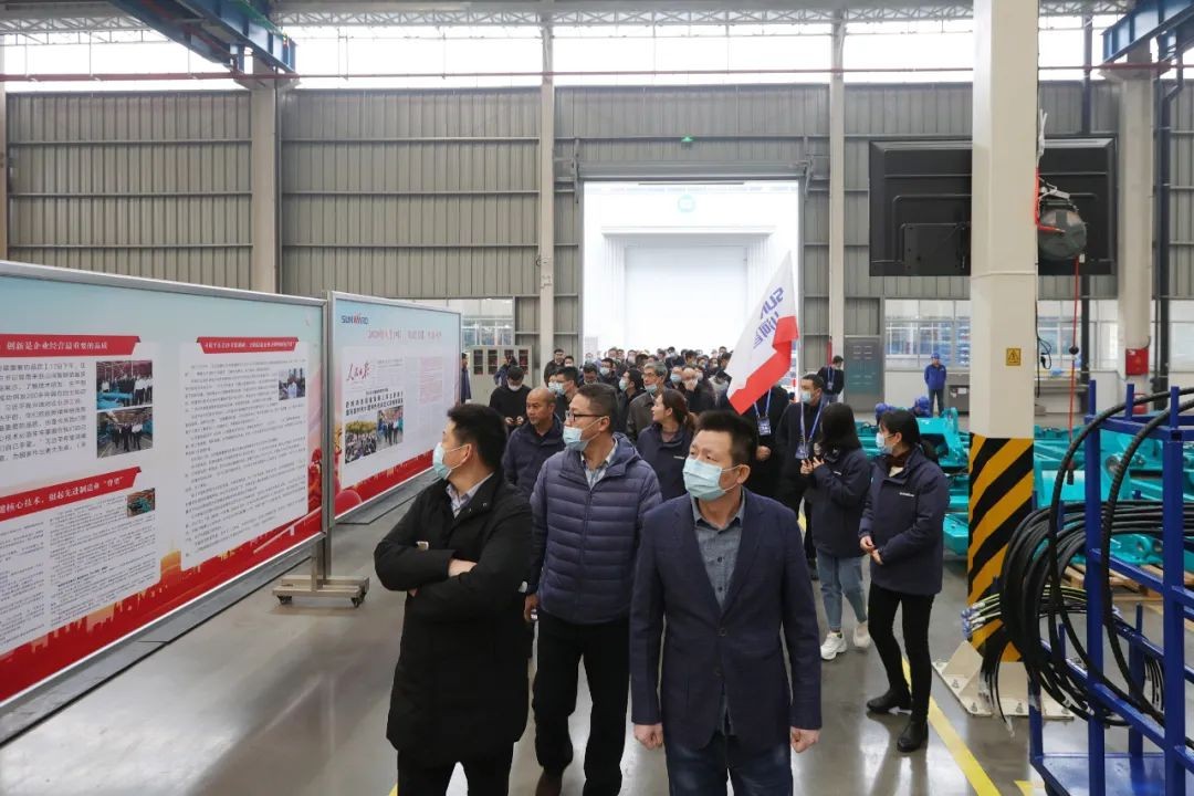 PA视讯平台工业城来了500人的参观团