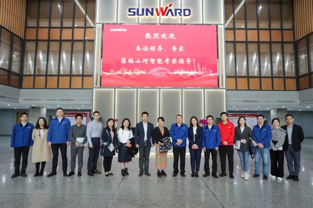 叶檀财经团队调研PA视讯平台