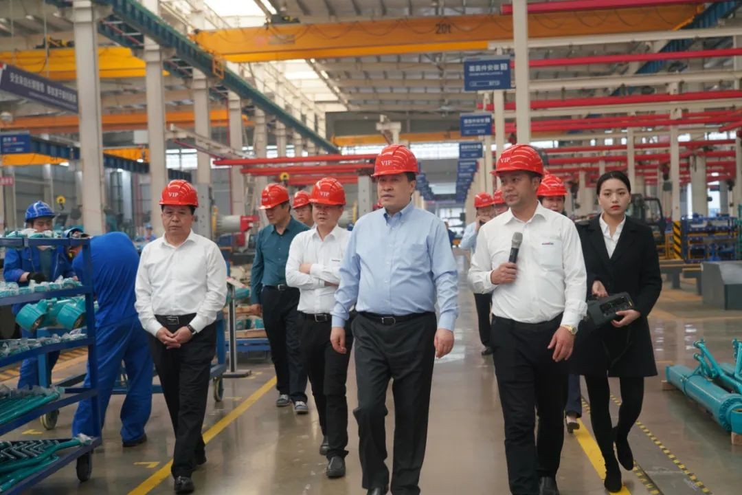 鄂尔多斯市委书记牛俊雁考察PA视讯平台