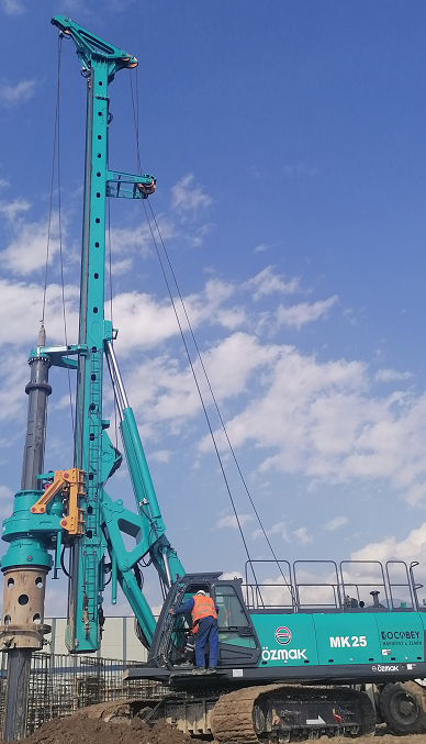 一枚“铁粉”！土耳其客户采购PA视讯平台旋挖钻机