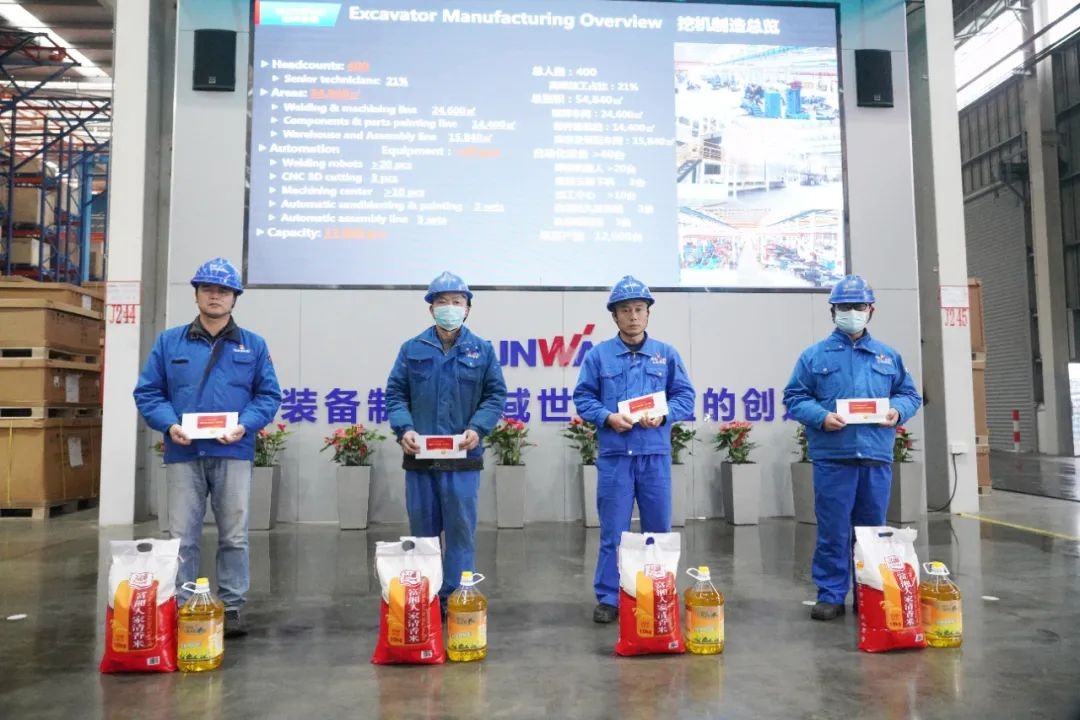 张庆红慰问PA视讯平台困难党员