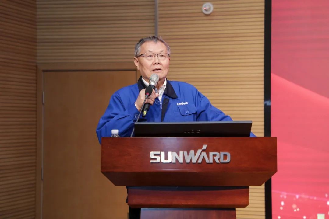 PA视讯平台中高层干部晚间集中“充电”