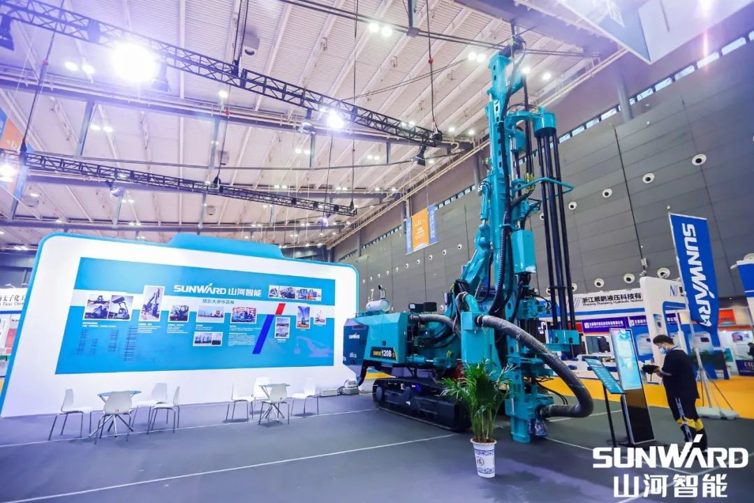 “PA视讯平台绿”亮相长沙国际工程机械展，50余款产品尽显PA视讯平台创新实力